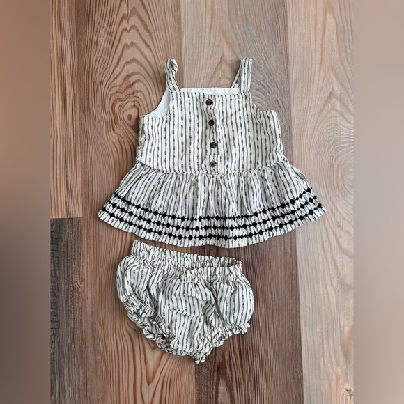 Old Navy Matching Sets Old Navy Bloomer Outfit Baby Girl Poshmark